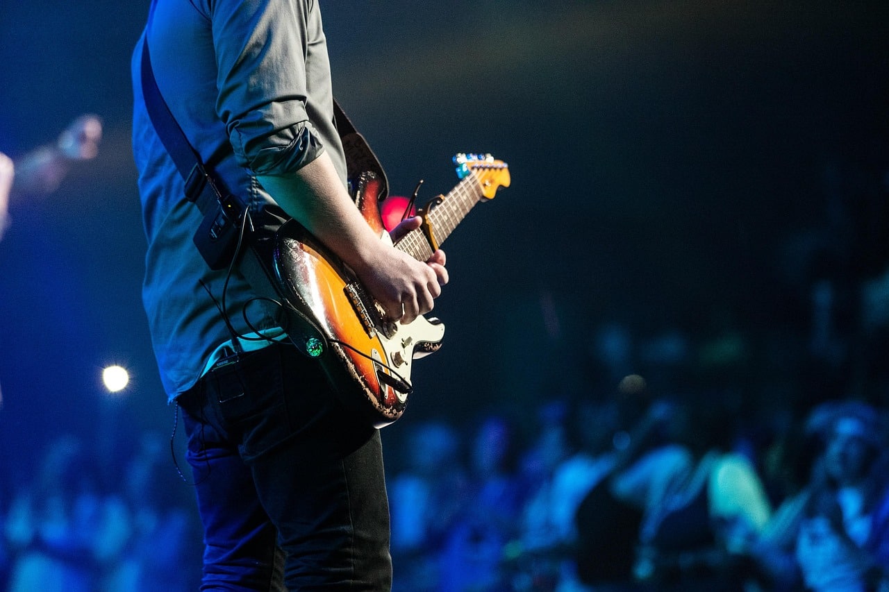 Why use distortion pedals on bass